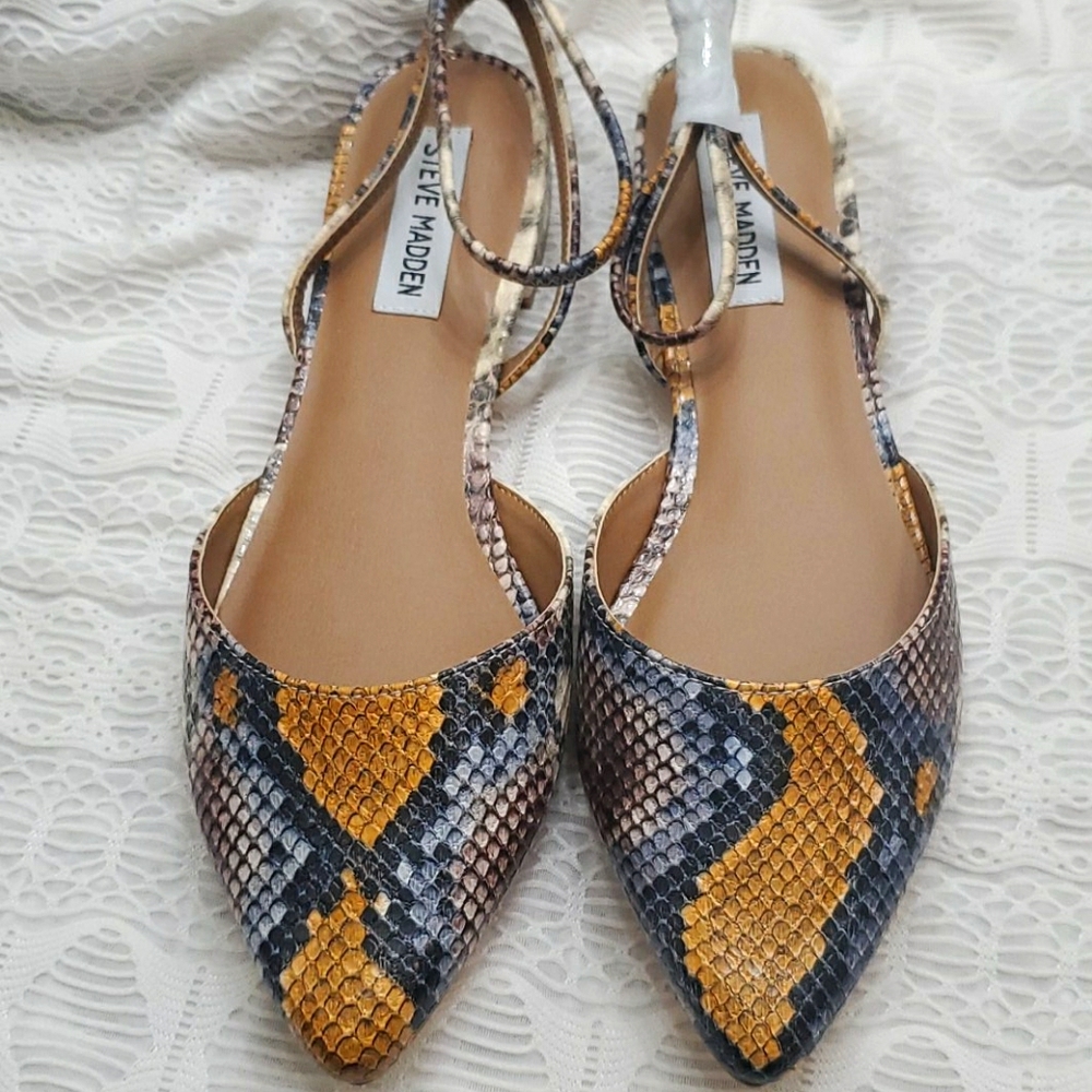 Steve Madden Snakeskin Flats
